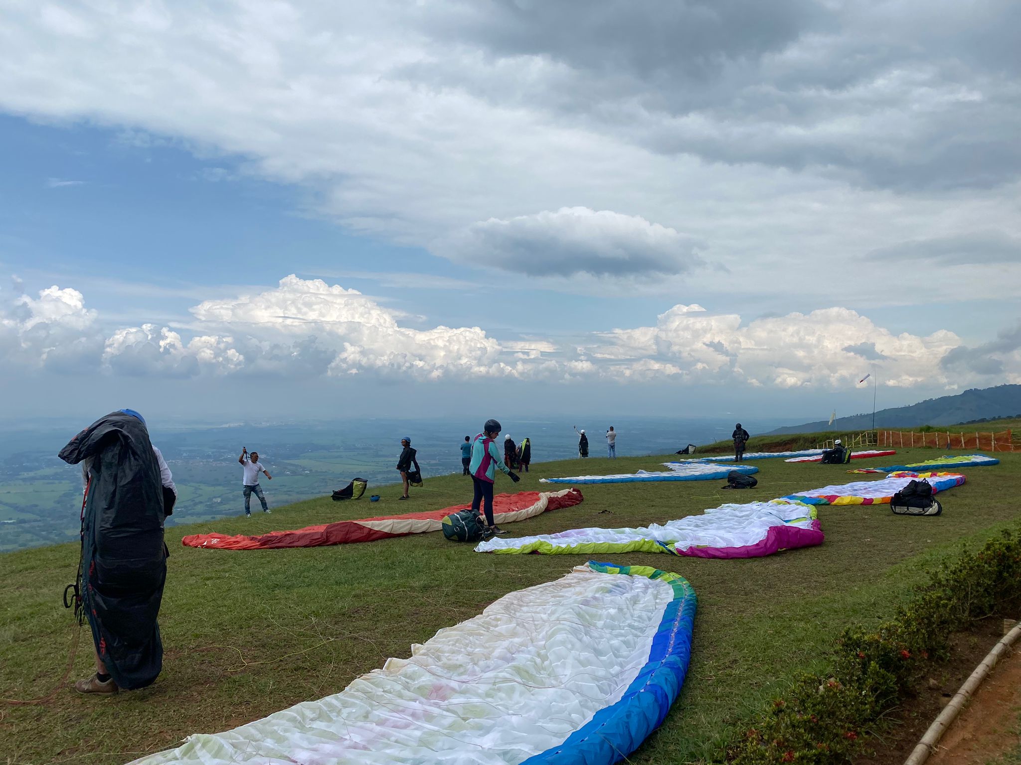 Distance XC paragliding in Colombia